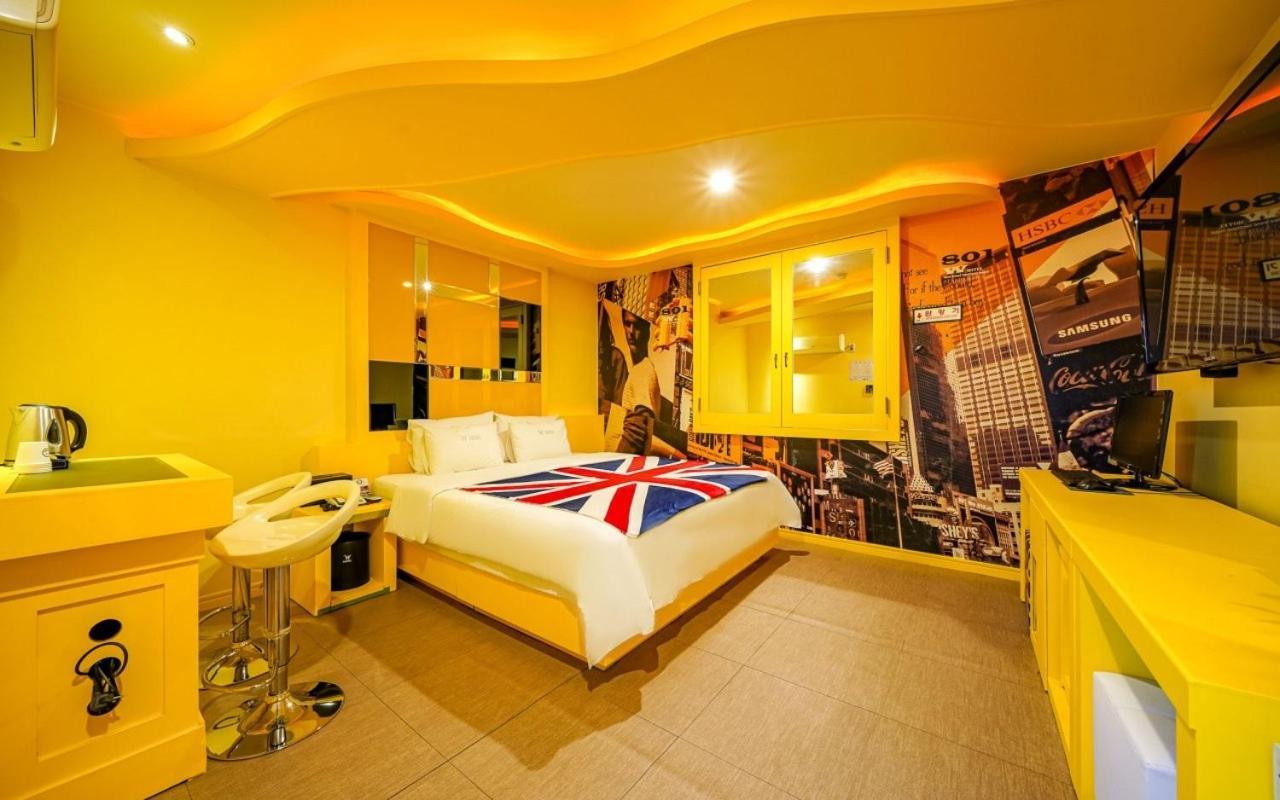 W Boutique Hotel Gimhae Exterior foto